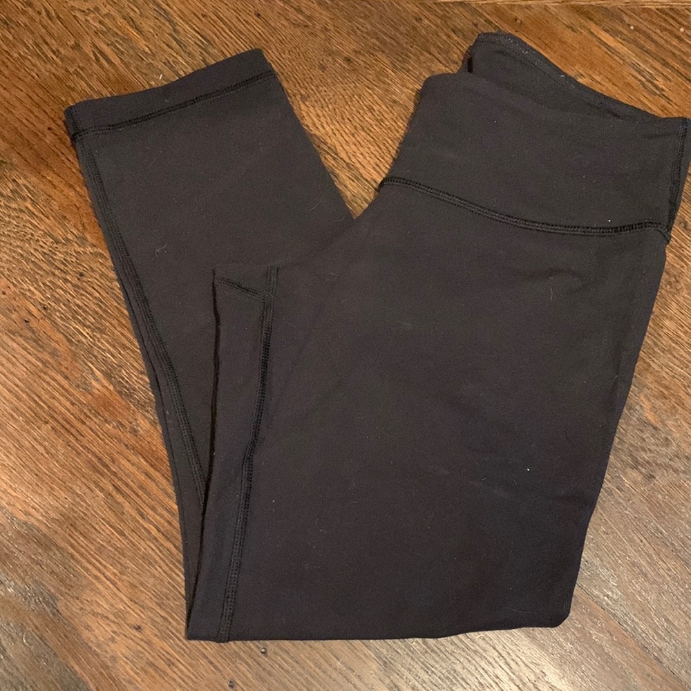 Lululemon Wunder Under Crop